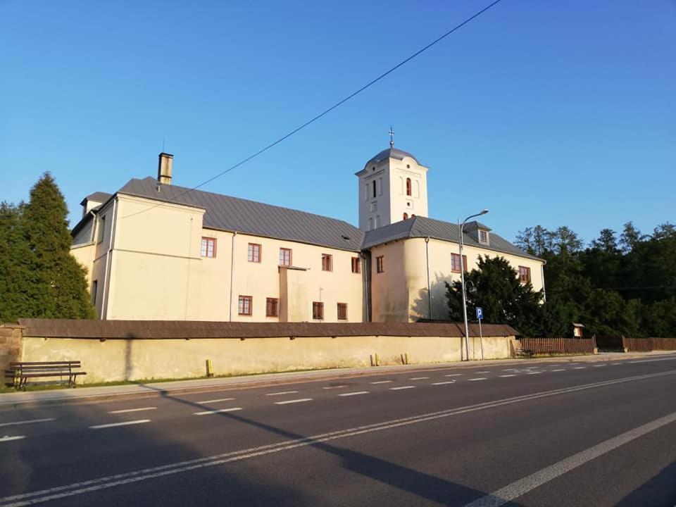 Agroturystka Na Polanie Appartement Swieta Katarzyna  Buitenkant foto