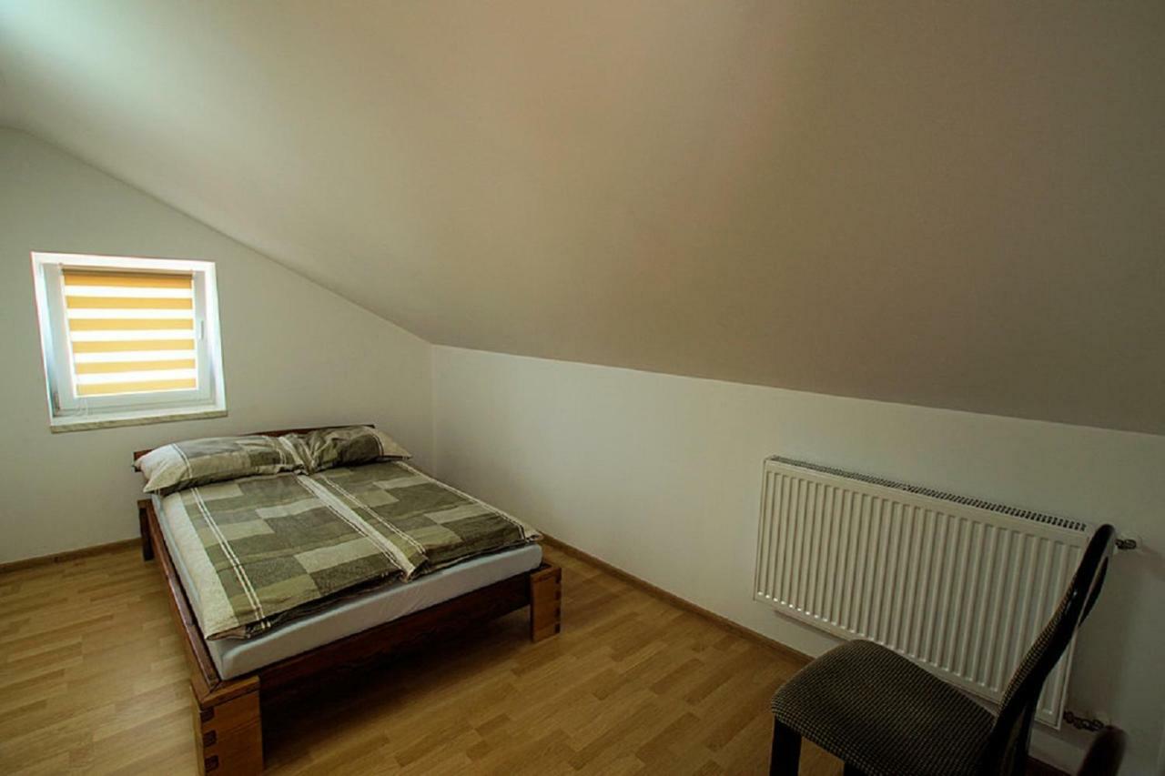 Agroturystka Na Polanie Appartement Swieta Katarzyna  Buitenkant foto